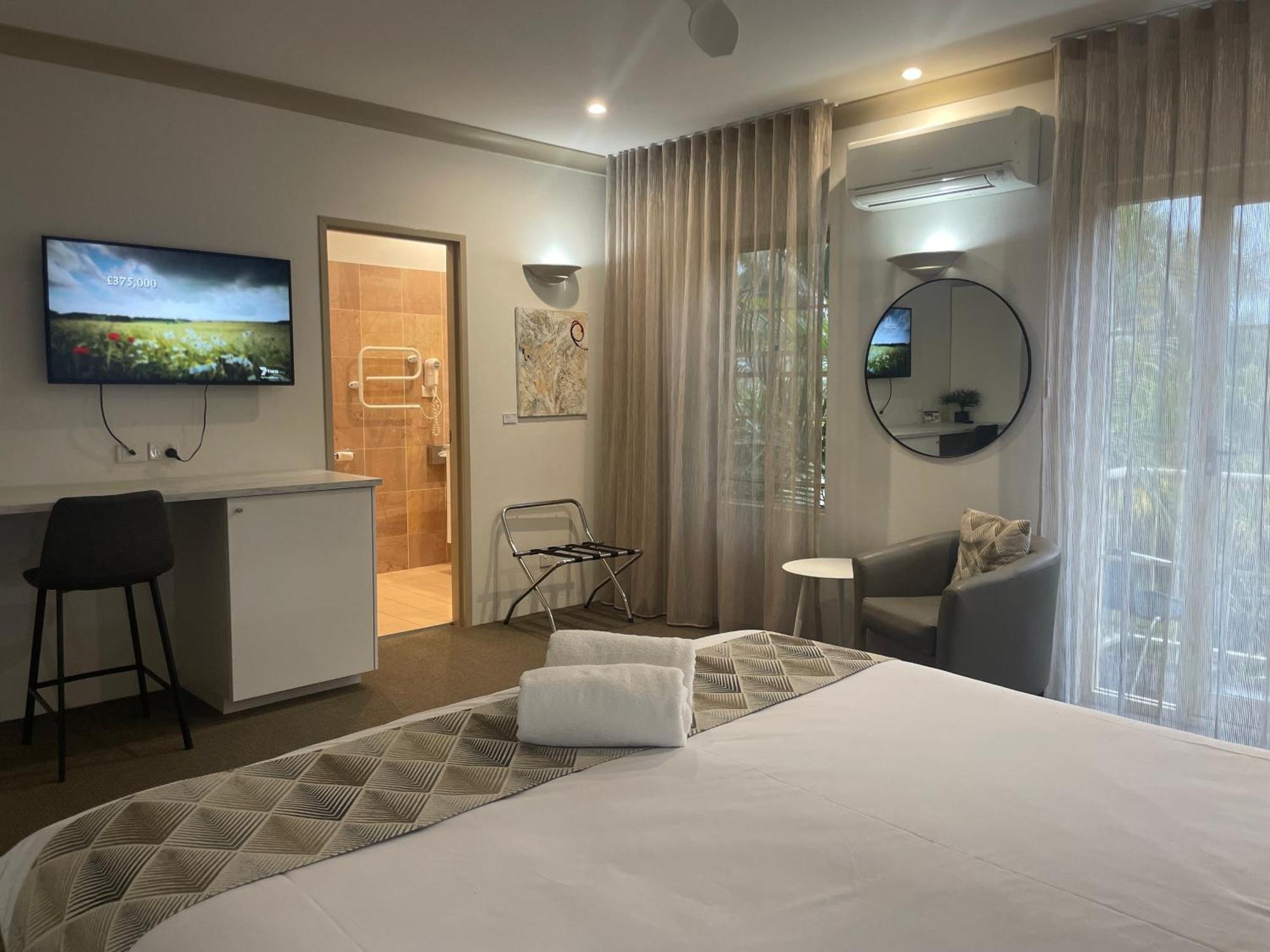 Oasis Inn Ulladulla - Welcoming Guests 18 Years And Older Exterior foto